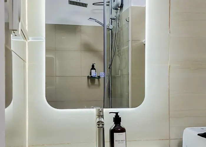 Moa Staycation At Shore 2 Residences Tower 1 Aparthotel Manila